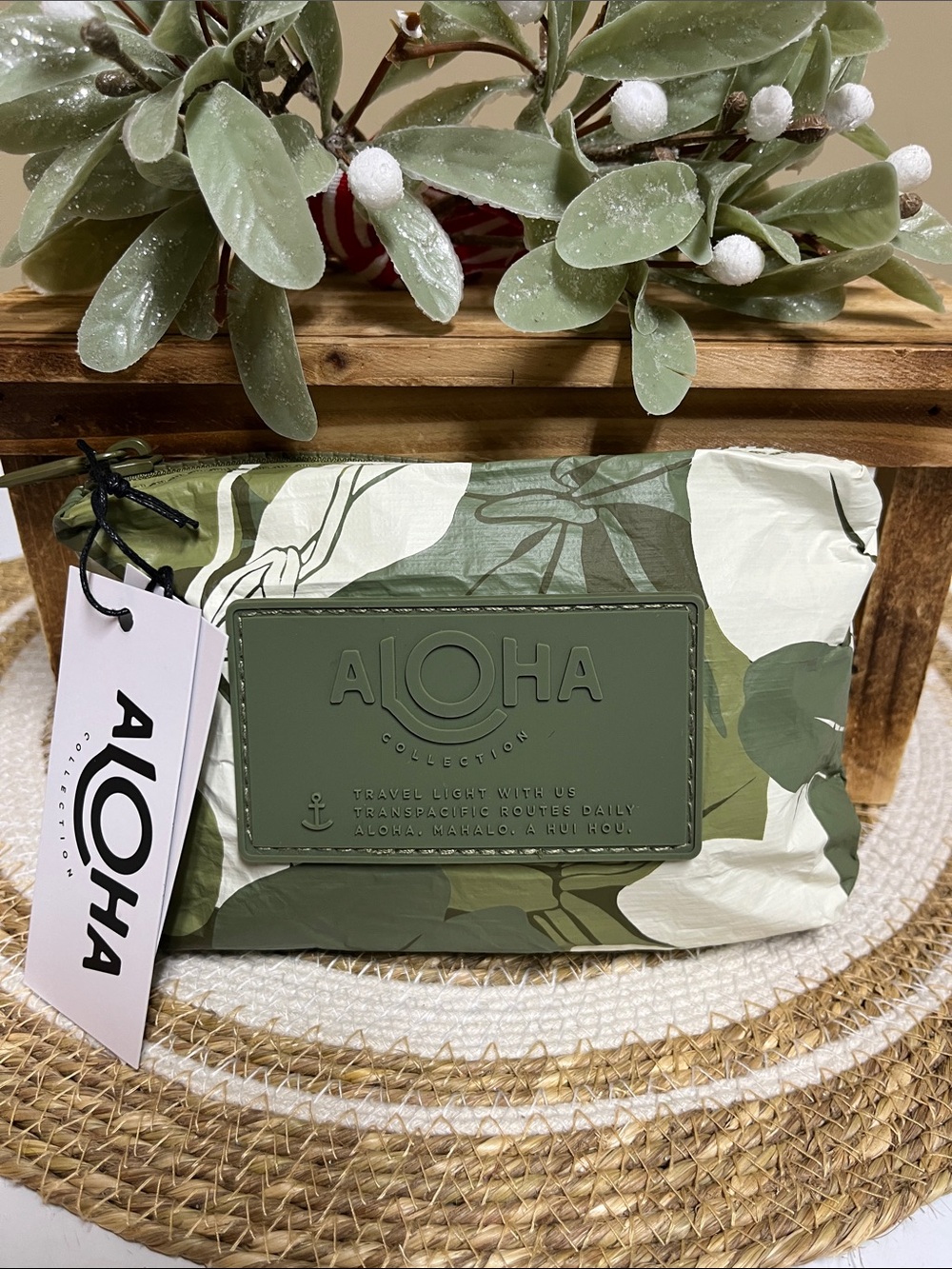 Aloha Collection Mini Ginger Camo Pouch NWT